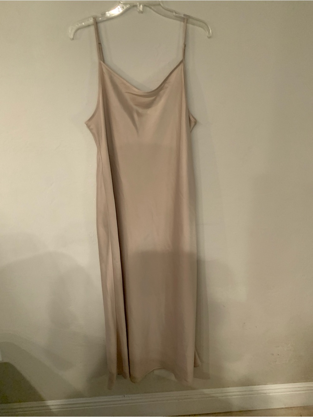 cupcakes & cashmere Pale Blush Satin Maxi Slip Dress XL no flaws